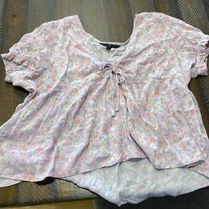 Floral, rouges with puff sleeves, cropped top